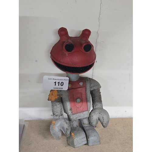 11A - Mr Smash bendy 1970s Robot Character Figure