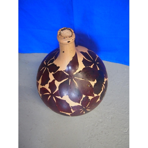 93 - A large vintage/retro French onion shaped glass bottle, hand painted with horse chestnut leaves and ... 
