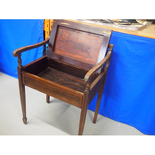 73 - Antique stool with lift-up storage seat