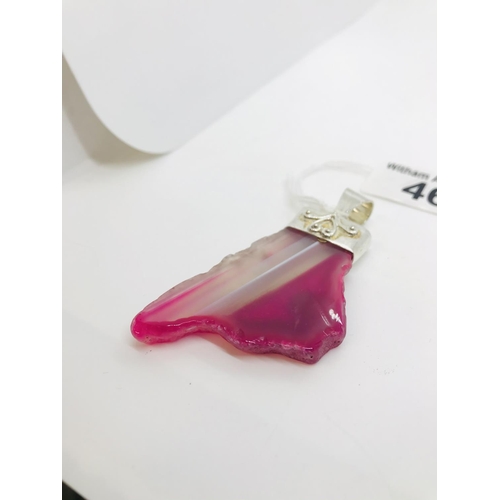 46 - Silver and pink agate pendant, stamped 925, approx. overall length 8cm