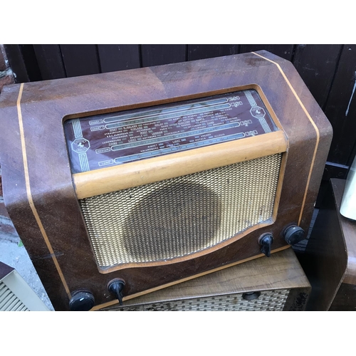 10 - A quantity of vintage radios including Marconiphone, Ekco, Murphy, Invicta, Philco, Mullard, His Mas... 