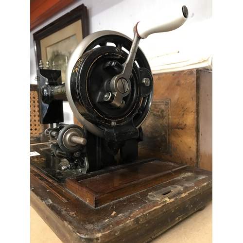 34 - Antique Seidel Naumann No.339 hand crank sewing machine with wooden case and key