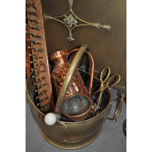 106 - A variety of metal ware items including fire screen, decorative items, copper saucepan etc,