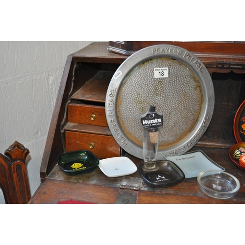 18 - Breweriana items consisting a 'Player’s Please' serving tray with a mixture of ashtrays