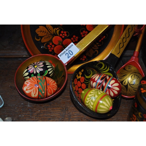 20 - A collection of colourful lacquer ware items