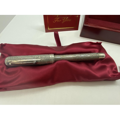 8 - Sheaffer Asian Series Bamboo Royal Selangor fountain pen with 18k gold nib in original presentation ... 