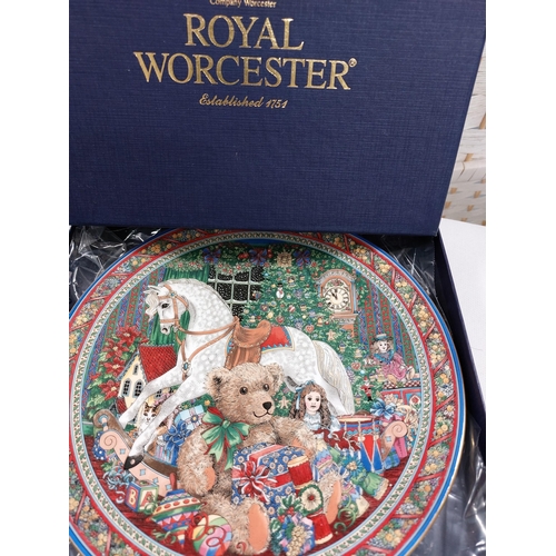 1 - A quantity of Christmas themed plates including Royal Worcester (x9), Royal Doulton (x4), Aynsley (x... 