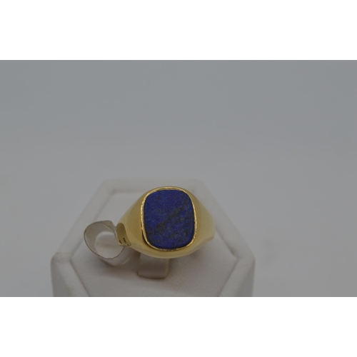 180 - 18ct yellow gold lapis signet ring, approx size Q. hallmark worn. Approx gross weight 10g. This item... 