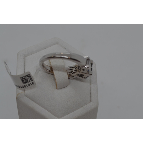 187 - 18ct white gold 1ct baguette and princess cut diamond ring, marked zen 750  bg:0.32 Pr:0.68 approx g... 