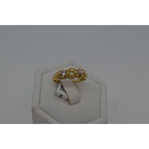 190 - 18ct yellow diamond ring, featuring three stones approx total 0.80ct, hallmarked 750 London,  approx... 