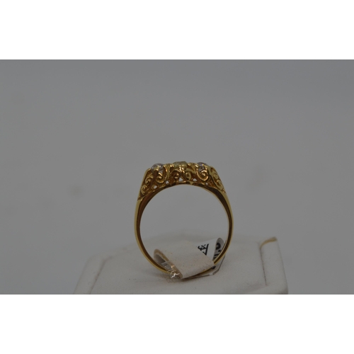 190 - 18ct yellow diamond ring, featuring three stones approx total 0.80ct, hallmarked 750 London,  approx... 