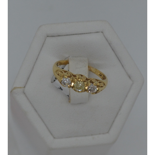 190 - 18ct yellow diamond ring, featuring three stones approx total 0.80ct, hallmarked 750 London,  approx... 