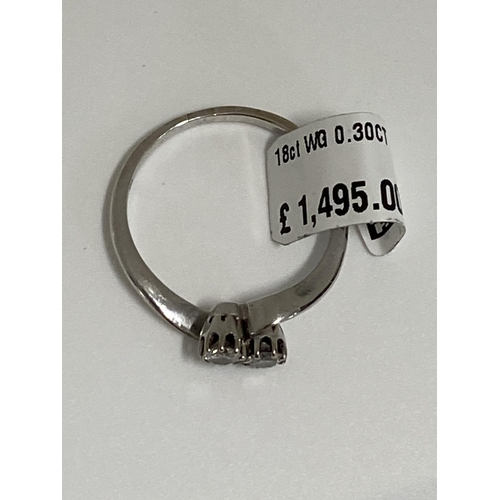 201 - 18ct white gold 0.30ct twin set diamond ring,  hallmarked 750 London. Approx size o, This item has b... 