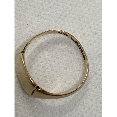 105 - Gold signet ring marked 18ct approx 4g, size I, together with 9ct yellow gold signet ring, hallmarke... 