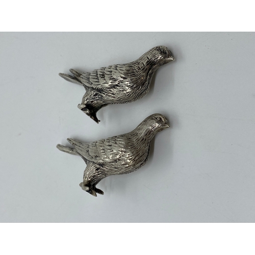 274 - A pair of silver birds in the form of grouse, approx combined gross weight 68g