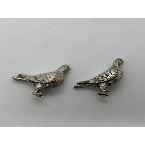 274 - A pair of silver birds in the form of grouse, approx combined gross weight 68g