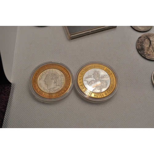 190 - A mixture of American coins, tokens (some silver) and two commemorative sets 1901 Morgan dollar. A/F... 