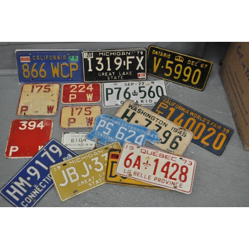 227 - Retro/vintage metal plates to include American/North American vehicle plates, embossed GR plates etc... 