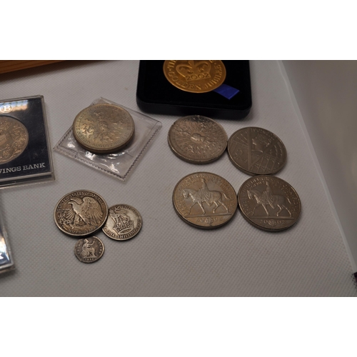 69 - Boulton's Trafalgar replica Medals with commentary, in frame together with 1941 USA half silver doll... 