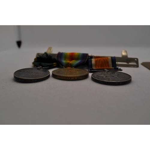 73 - WWI medal trio on bar consisting of George V 1914-19  service medal, The Great War for Civilisation ... 