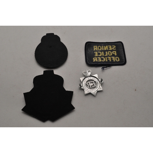 78 - Metropolitan Police metal cap badge (F&S to reverse) and senior police officer embroidered badge,  G... 