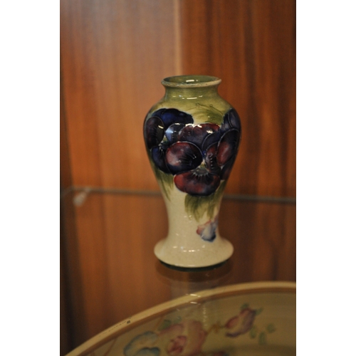 86 - Small Moorcroft vase with pansies, approx H10cm, signature to base