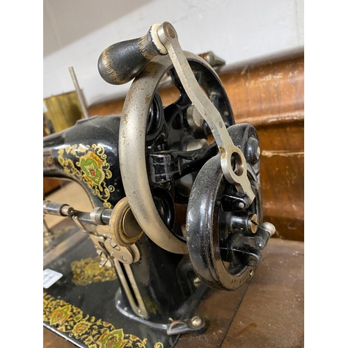 11 - Vintage Nelson sewing machine in case