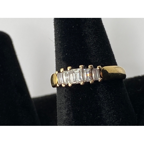 190 - 18ct yellow gold diamond baguette style ring, approx. size L, stamped 750