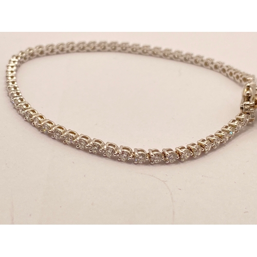 45 - 18kt white gold diamond tennis bracelet, stamped 750