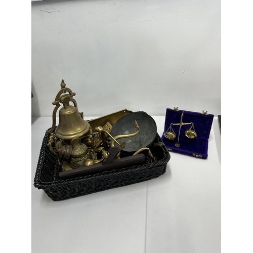 77 - A selection of brass and metalware items