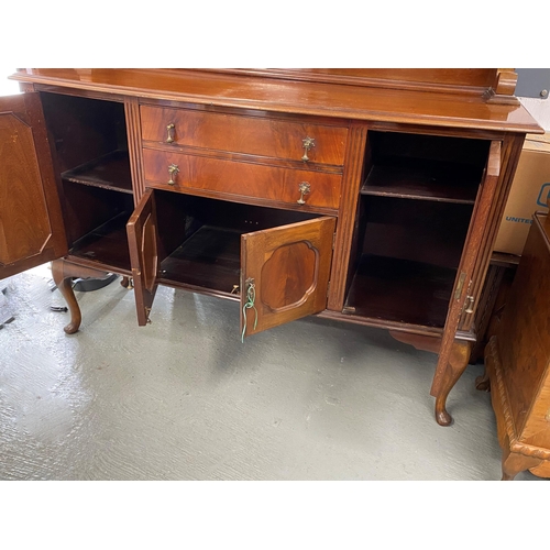 44 - Mahogany sideboard with circular bevelled mirror and Cabriolet feet (top panel is detachable for eas... 