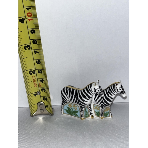 187 - Two Royal Crown Derby miniature zebra figurines with no stopper in box (x2 items in total)