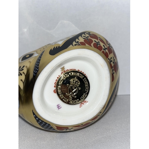 190 - Royal Crown Derby country mouse with gold stopper and in box