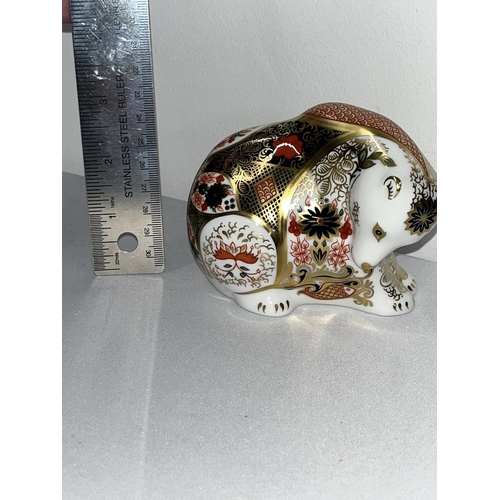 206 - Royal Crown Derby Rocky Mountain Bear paperweight with silver coloured stopper