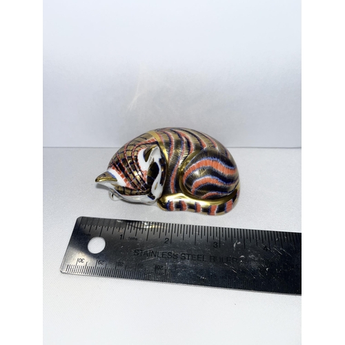 236 - Royal Crown Derby sleeping kitten paperweight with gold stopper in box