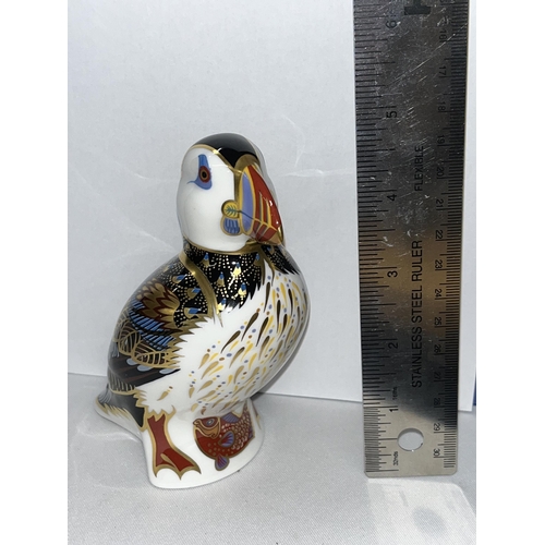 237 - Royal Crown Derby Puffin paperweight with gold stopper in box