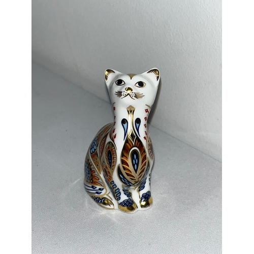 204 - Royal Crown Derby paperweights in the form of a Siamese cat together with a Siamese kitten both with... 