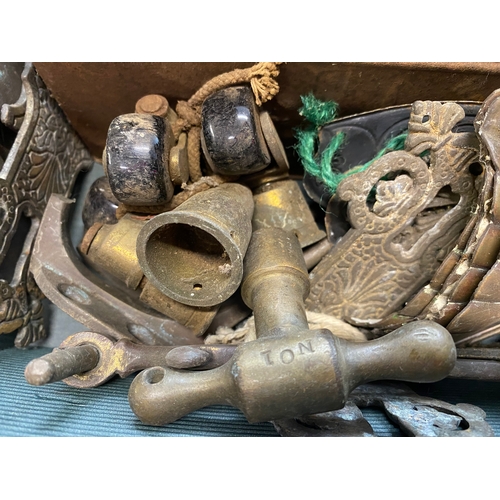 73 - A quantity of vintage and antique furniture pieces including door plates, ceramic and brass wheels, ... 