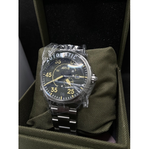 34 - AVI-8 wristwatch  Spitfire Type 300 automatic wristwatch in olive green with stainless steel strap, ... 