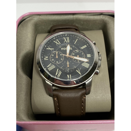 477 - X2 Fossil timepieces - Chronograph with brown leather strap FS48131E 44mm case diameter together wit... 