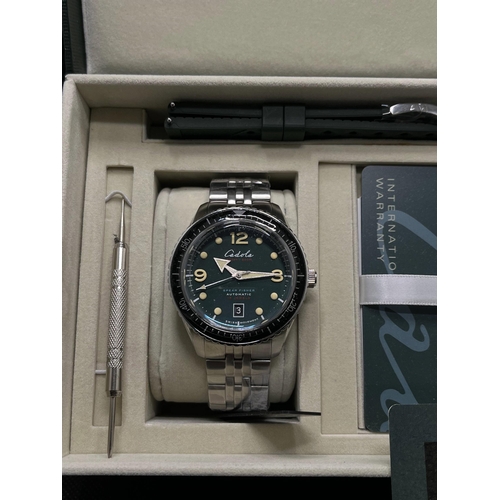 55 - A Cadola 'Spearfisher' wristwatch in moss green, no. 38/250 limited edition, 42mm case with an addit... 