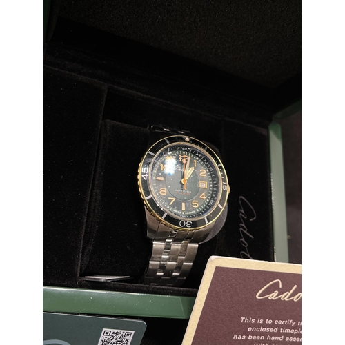 56 - A Cadola 'Bellator' wristwatch in racing green, no. 440/500, 43mm case, a scratch resistant sapphire... 