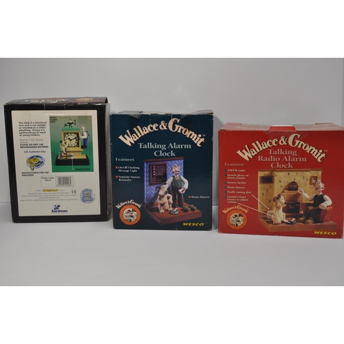 171 - x3 Wallace & Gromit talking radio alarm clocks by Wesco. All with boxes