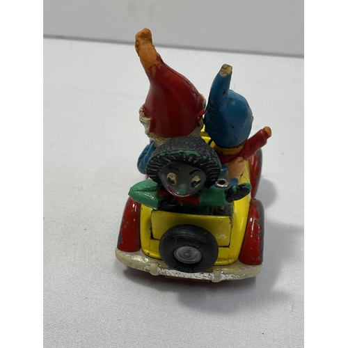 193 - Corgi Noddy's Car, Corgi Magic Roundabout, Mr McHenry 859,