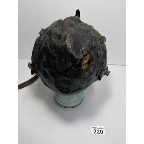 220 - WW2 Leather flying hat, AM22/C 459. A/F