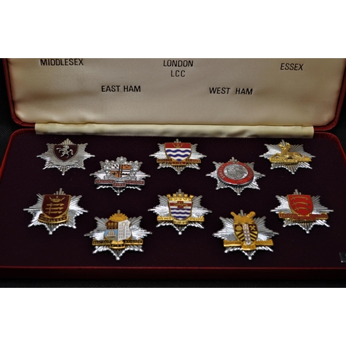 222 - London Fire Brigade historic badges boxed  set no. 1574, containing x10 badges (Kent, Croydon, Londo... 