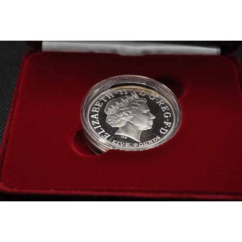 270 - Royal Memorabilia items - Boxed Silver Proof £5 Memorial Crown Her Majesty Queen Elizabeht The Queen... 