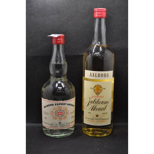 62 - Two bottles of Danish liqueur - Aalborg Export Akvavit 70cl 45% and Aalborg Jubiläums Akvavit 100cl ... 