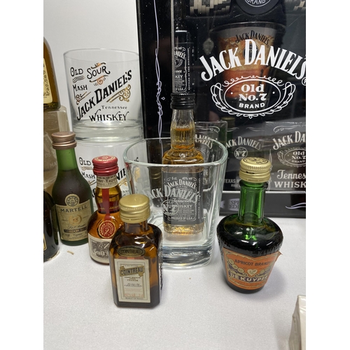 65 - Jack Daniels special edition game gift set together with a selection of miniature vintage brandies, ... 