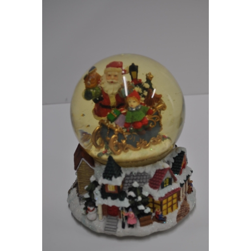 43 - Bloomingdales, Macy's  Snow Globes in original boxes with Harrods 20th anniversary bear 2005 musical... 